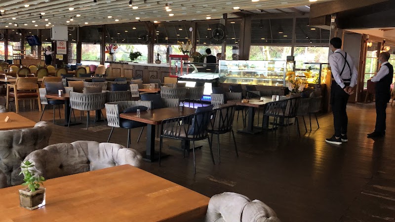 Oba Restaurant Cafe