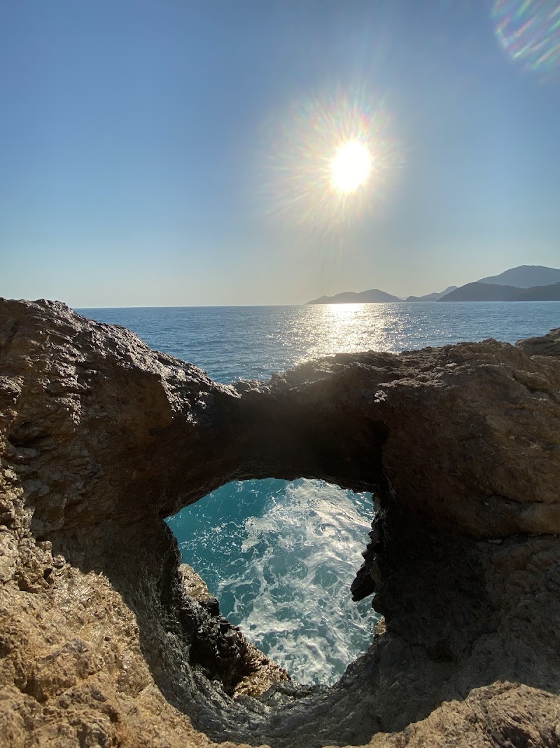 Könül Beach