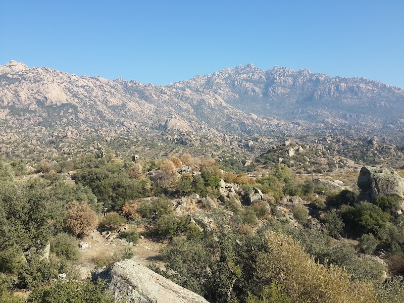 Mount Beşparmak
