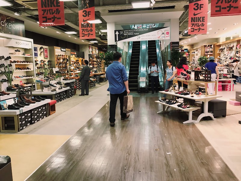 ABC-MART GRAND STAGE Ginza