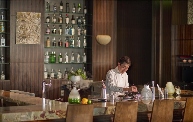Tapas Molecular Bar