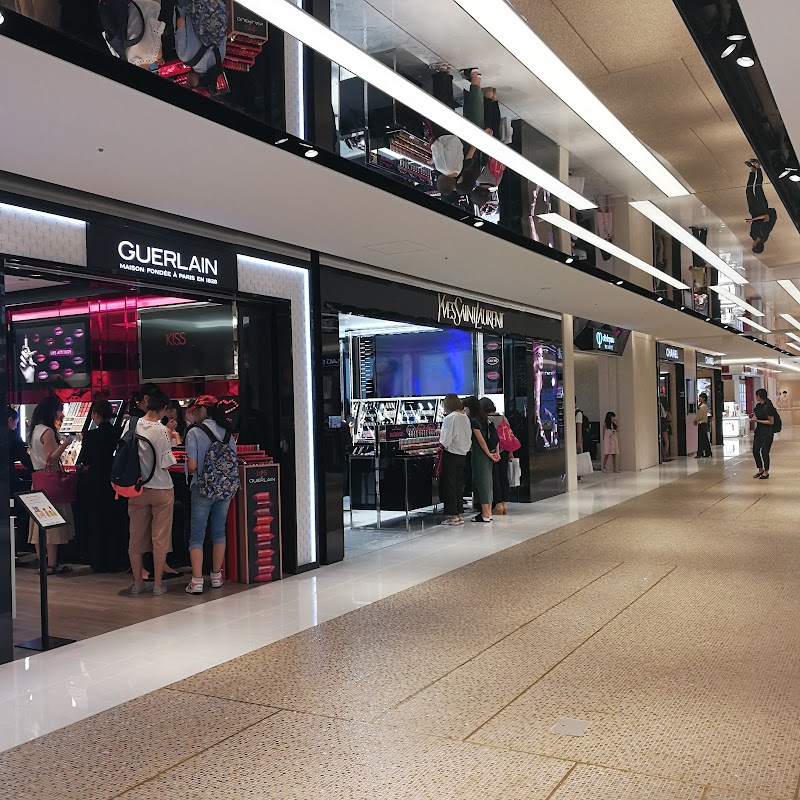 GINZA SIX