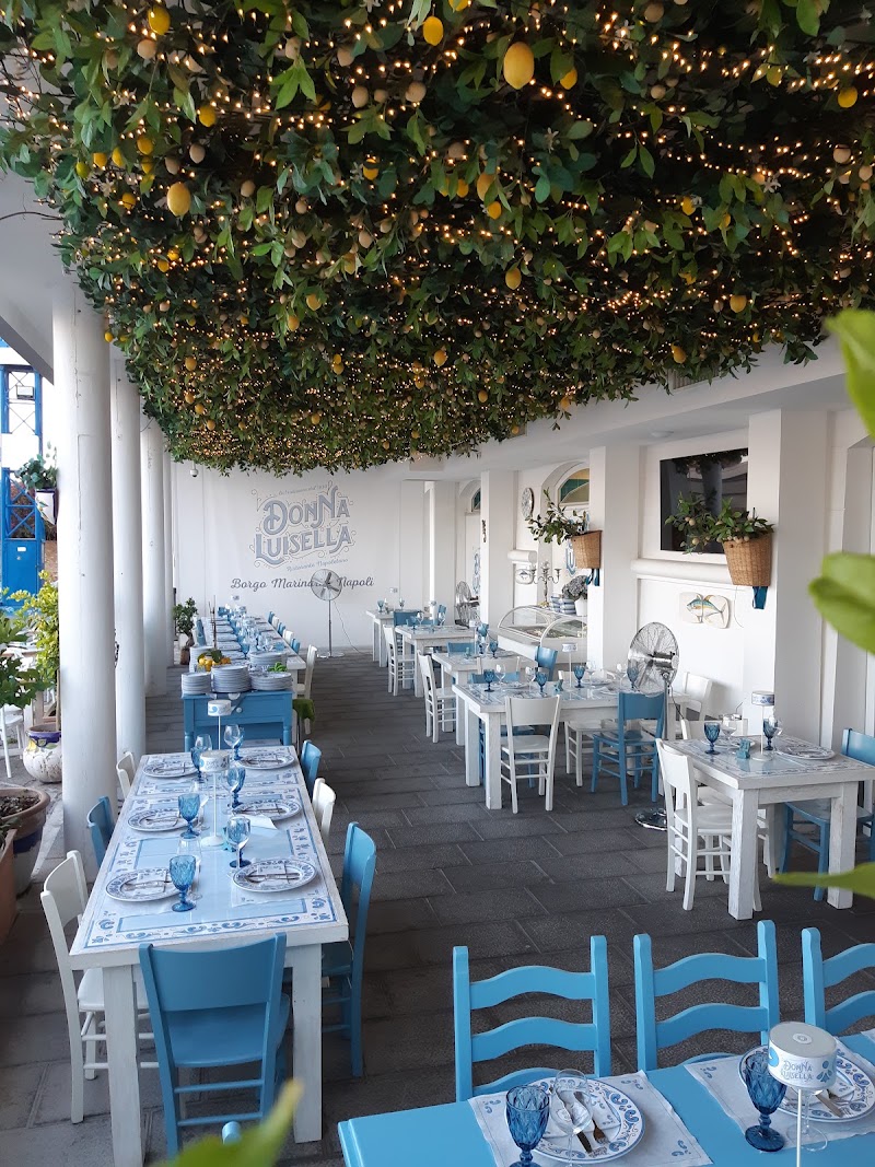 Donna Luisella │ Ristorante Borgo Marinari Napoli