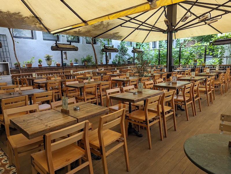Thales Cafe, Kadıköy