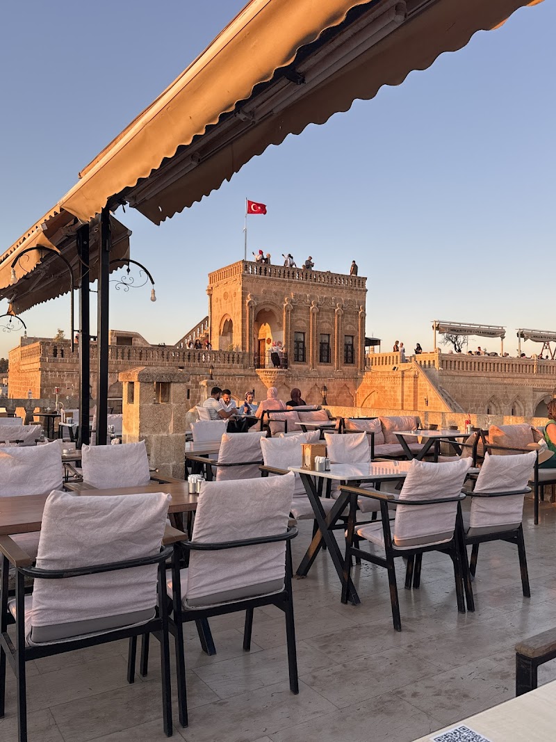 Hivroj Konak Cafe