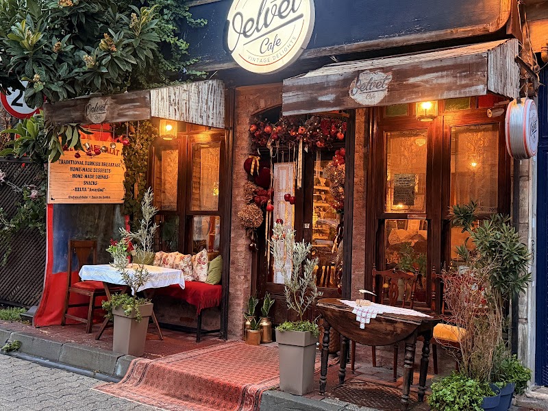 Velvet Cafe, Balat Breakfast • Brunch • Coffee