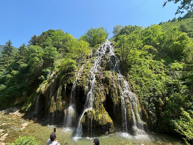 Kuzalan Şelalesi Tabiat Parkı