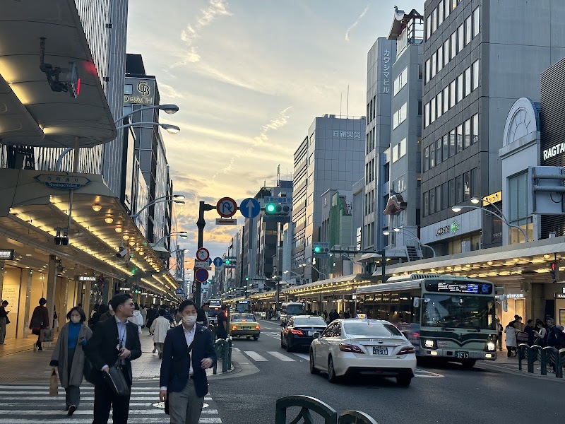 Shijo-dori