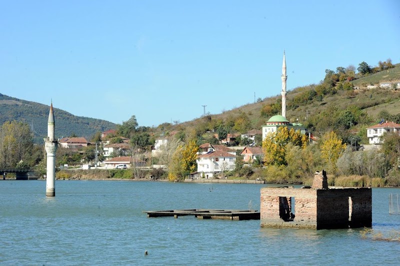 Batık Minare