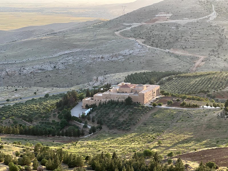 Deyrulzafaran Manastırı