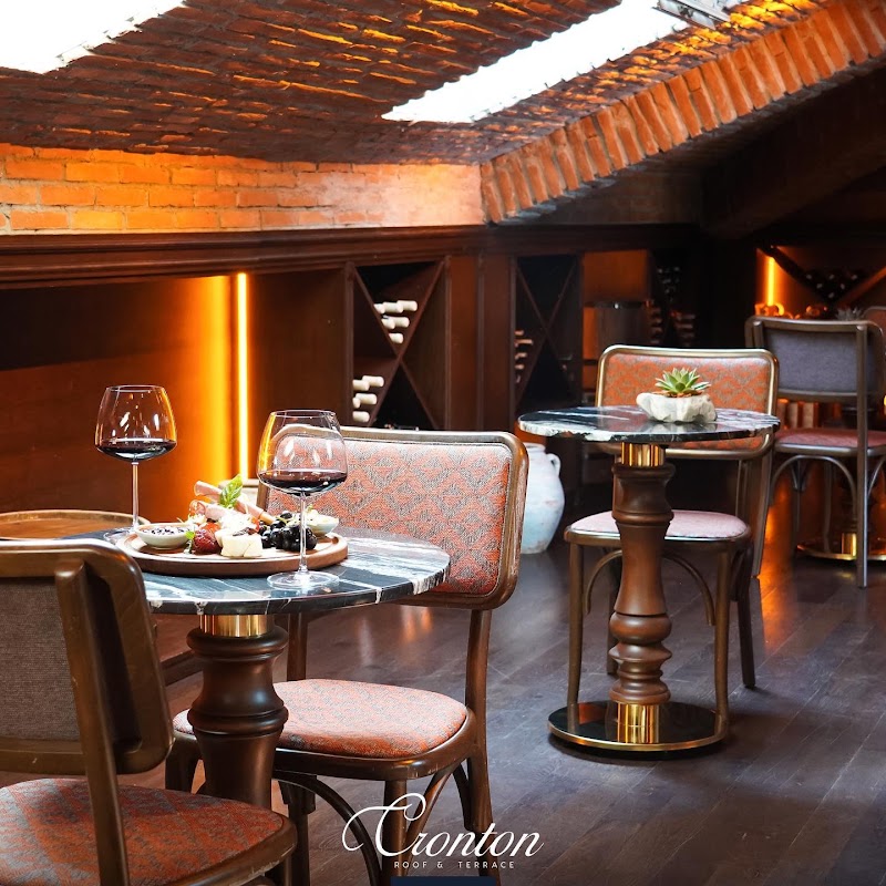 Cronton Roof Wine & Cocktails & Dining & Terrace
