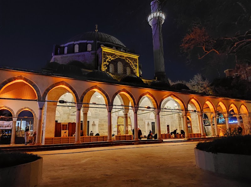 Yeni Cuma Cami