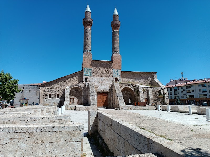 Sivas Tarihi Kent Meydanı