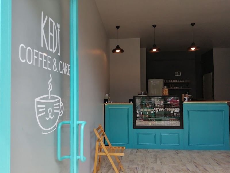 Kedi Coffee & Cake