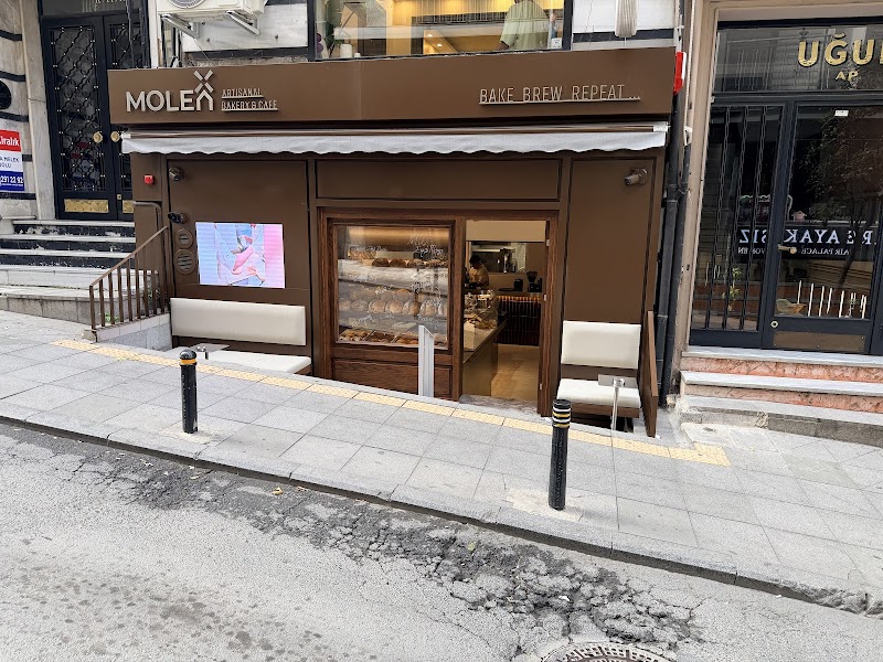 Molen Cafe Bakery