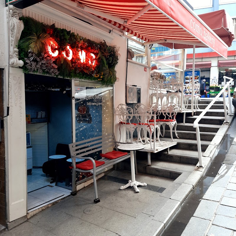Como Bakery