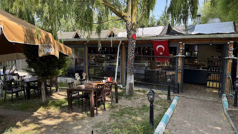 Plaçka Köfte İzzettin