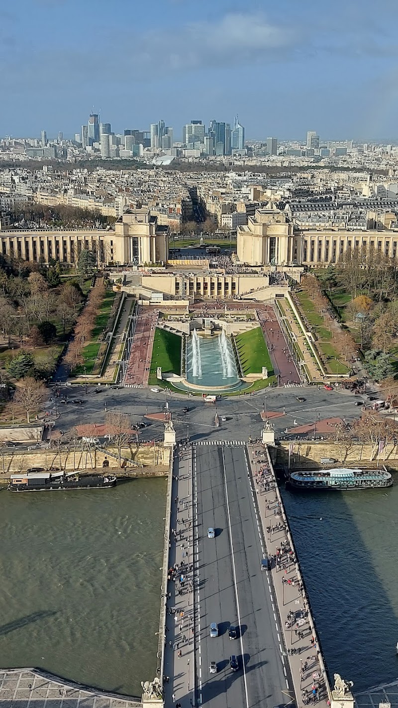 Pl. du Trocadéro et du 11 Novembre