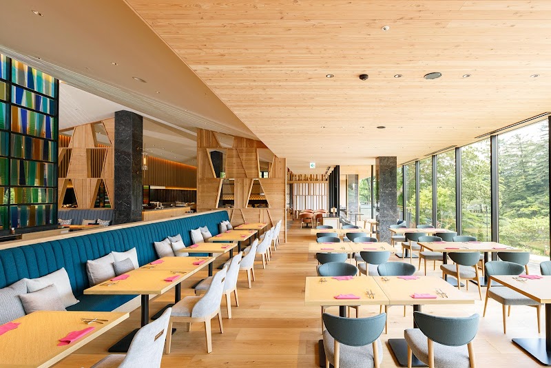 ALL DAY DINING LOUNGE/BAR Primrose