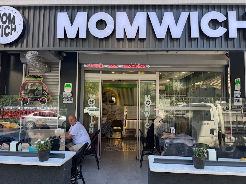 Momwich Sandwich