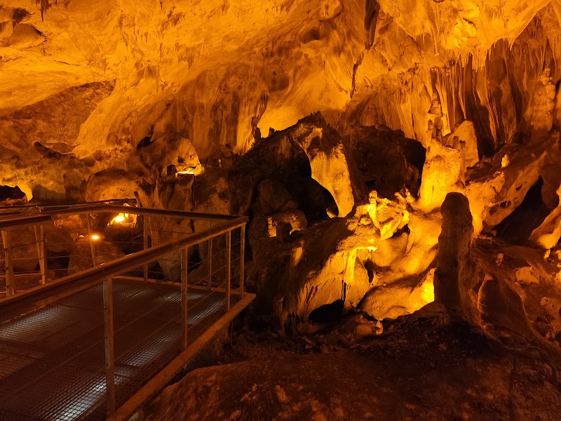 Tulumtas Cave
