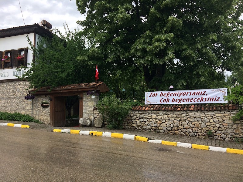 Tarihi Havuzlu Köşk Restaurant Alkolsüz
