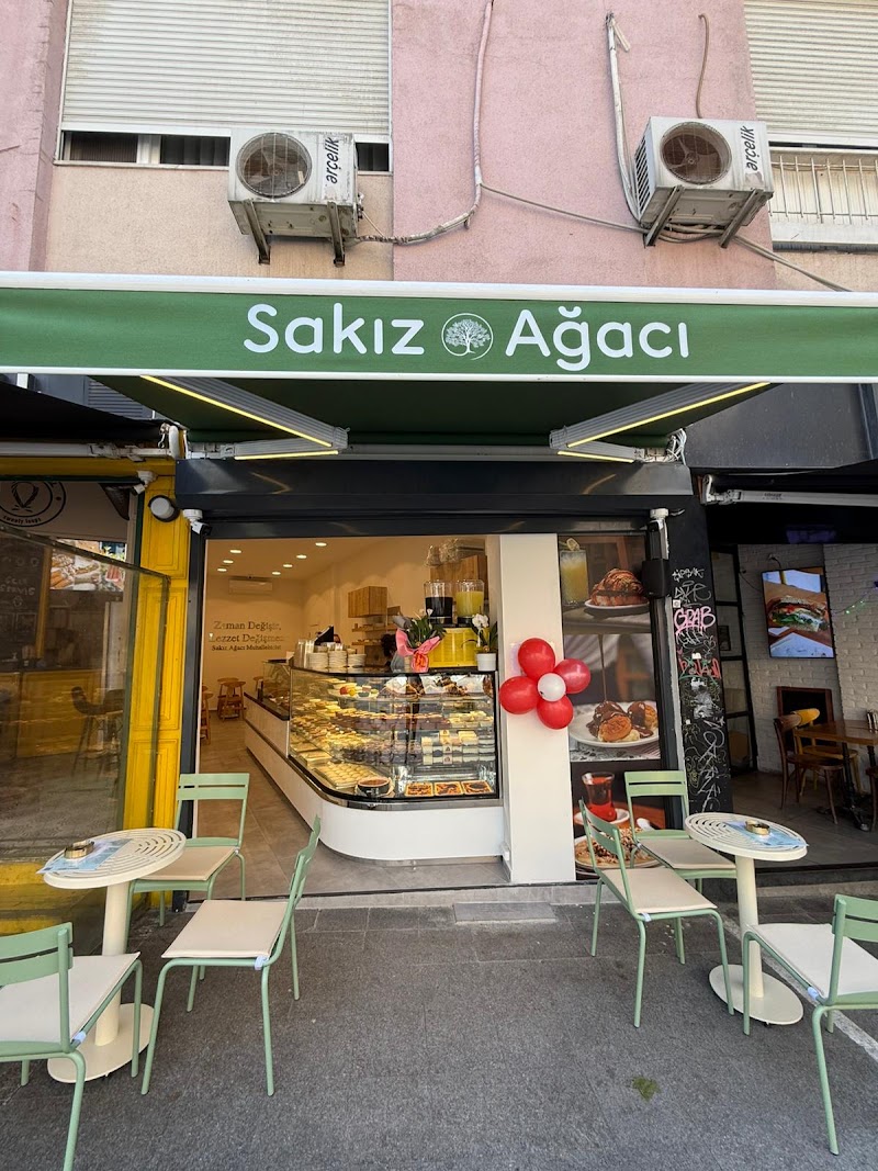 Sakız Ağacı Muhallebicisi Moda