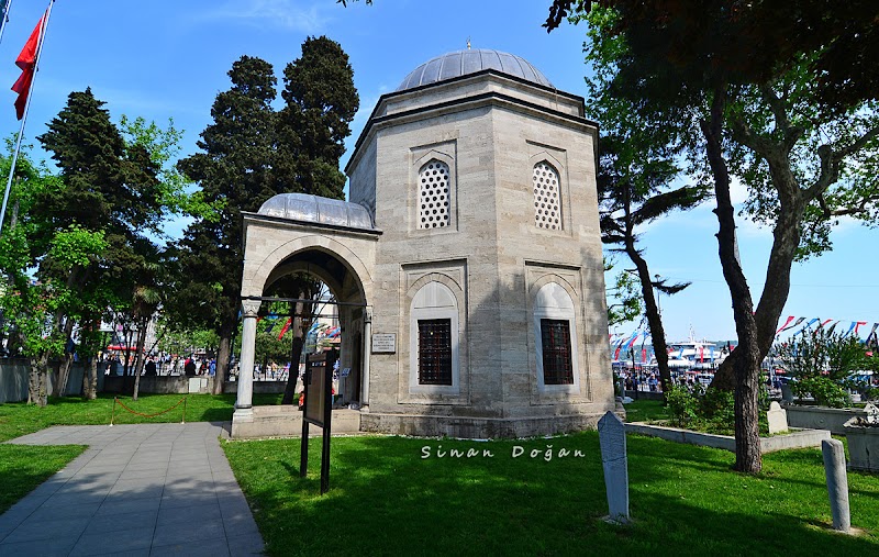 Barbaros Hayrettin Paşa Türbesi