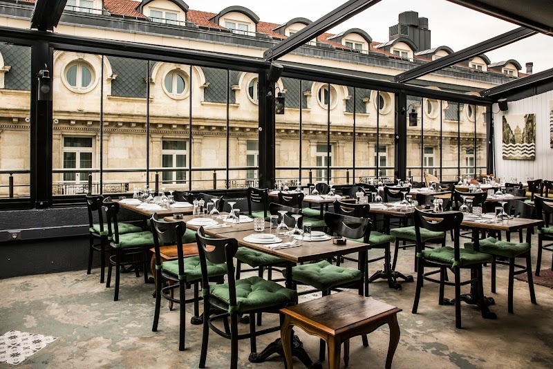 Veranda Pera