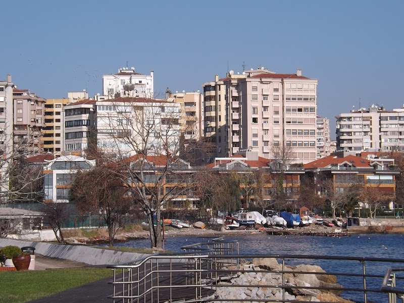 Bağdat Cad. & Ethemefendi Caddesi